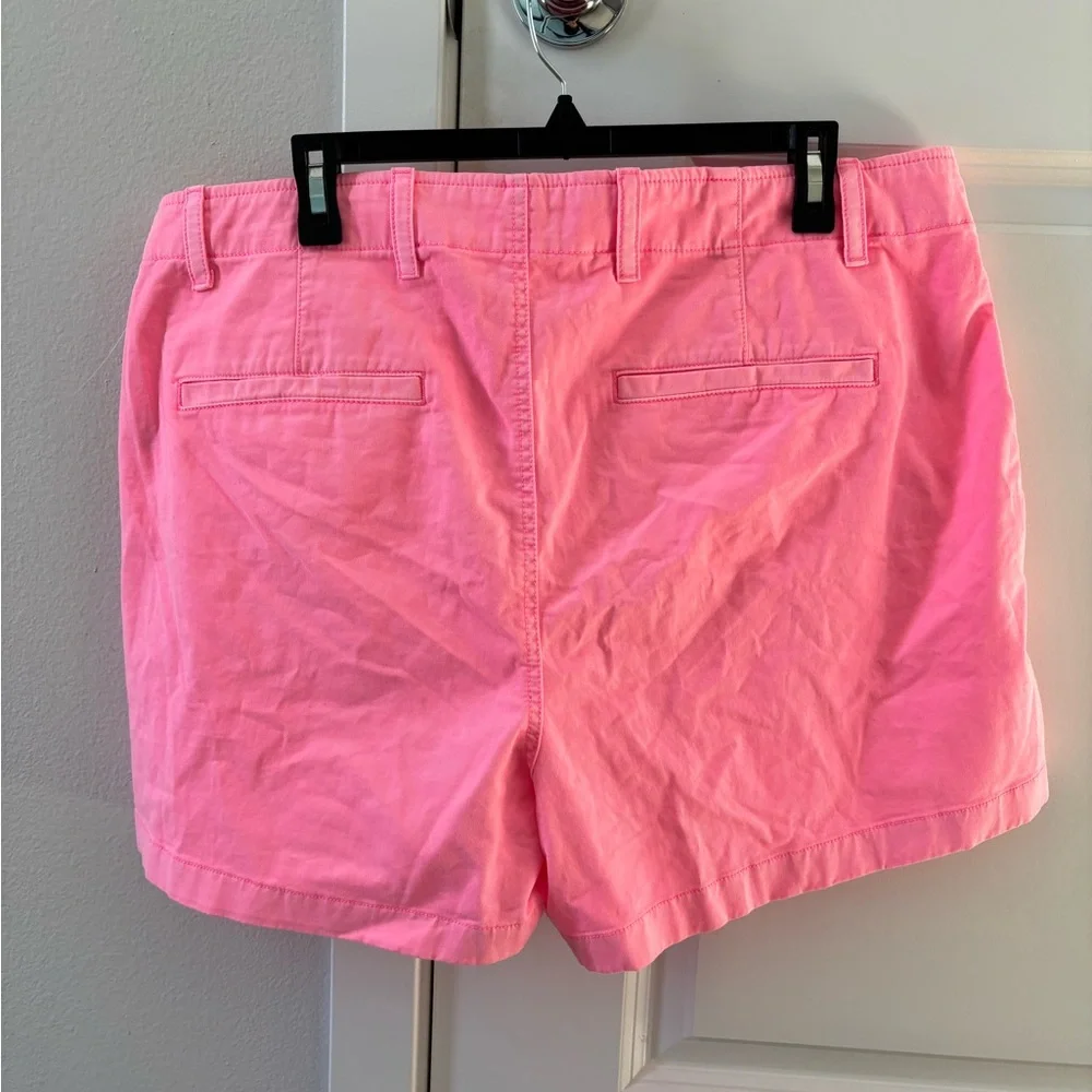 GAP Neon Pink 4” Downtown Khaki Shorts